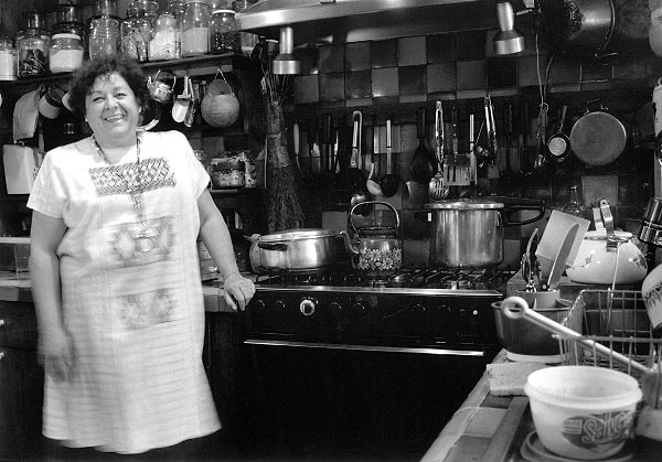 Click on picture to return / Oprima la imagen para regresar