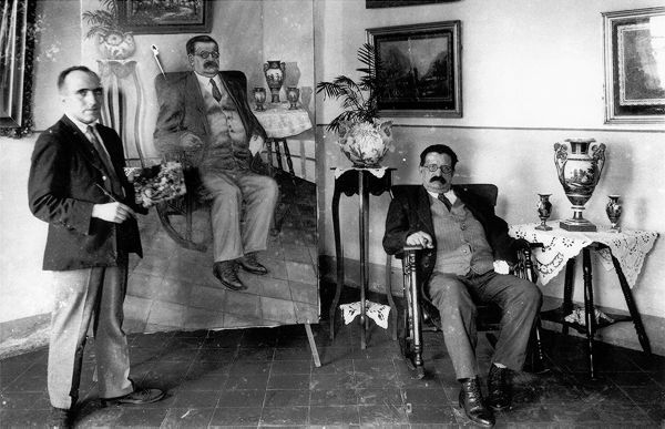 Click on picture to return / Oprima la imagen para regresar